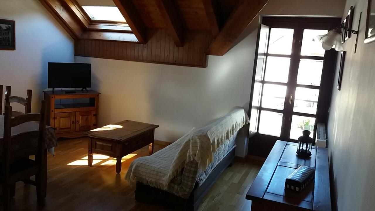 Apartaments Morello Esterri D'Aneu Εξωτερικό φωτογραφία